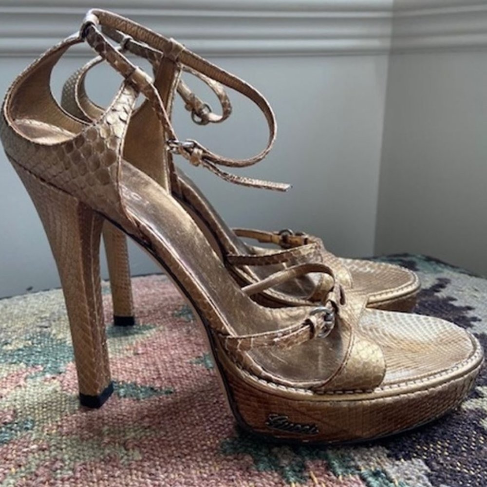 Gold Gucci Snake Skin Platform Disco Sandals Gently Used 7.5 B